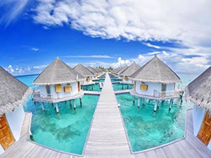 Angaga Island Resort